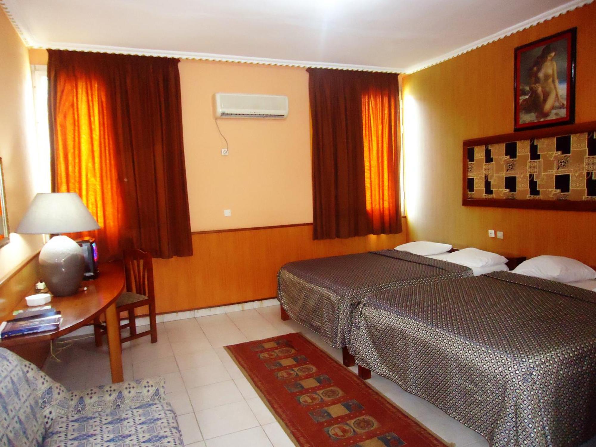 דואלה Hotel Saffana מראה חיצוני תמונה
